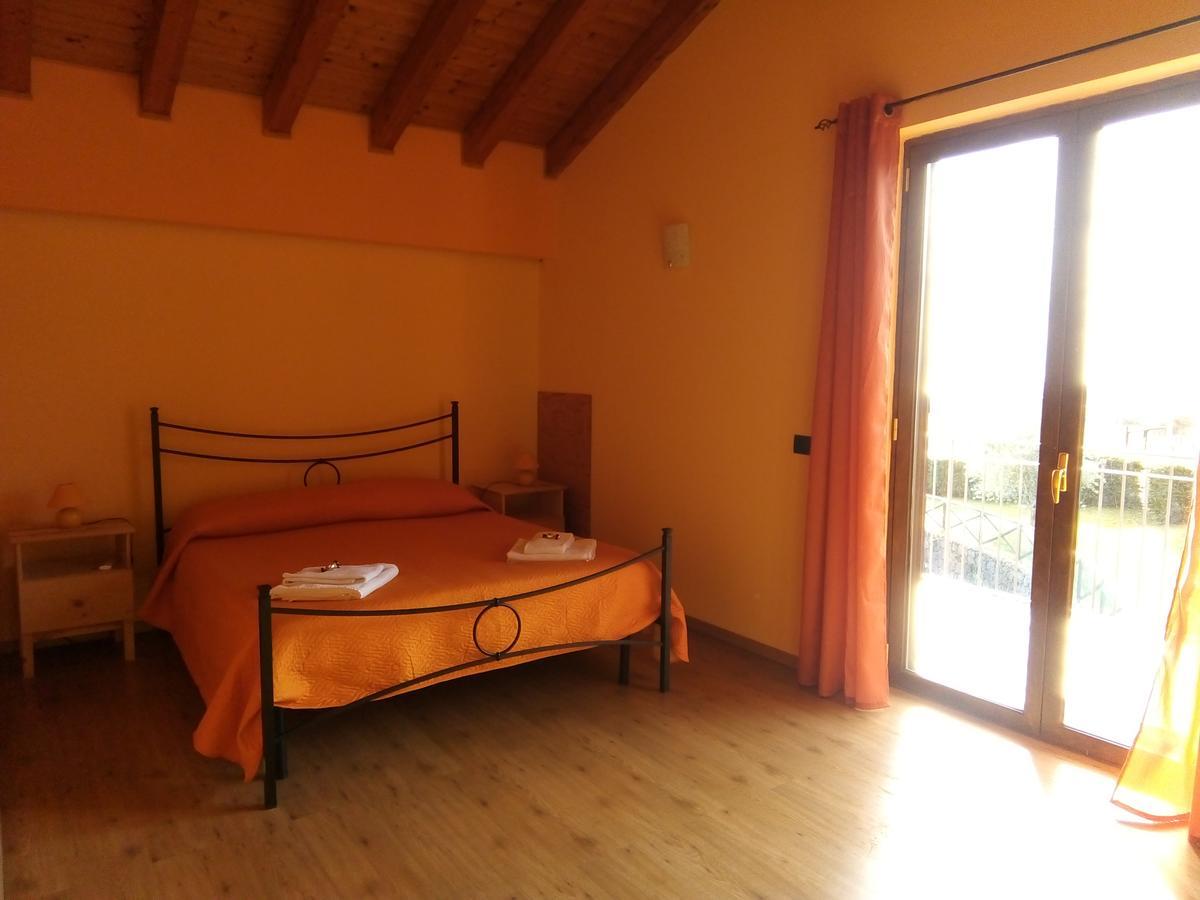 Aurora Dell'Etna Bed & Breakfast Zafferana Etnea Ngoại thất bức ảnh